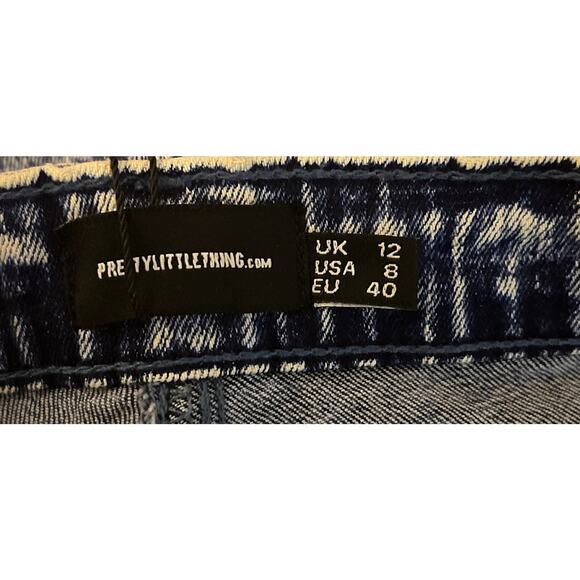 Pretty Little Thing Flare Jean - Size: 8 - Washed Blue - PrettyLittleThing New - Picture 5 of 11